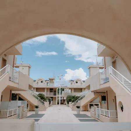 Village 39 Marina Vasto