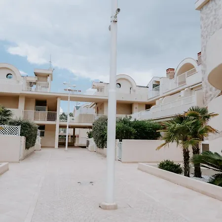 Village 39 Marina Lägenhet